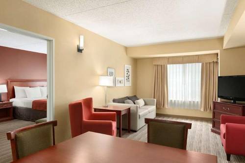 Comfort Inn & Suites St. Paul Northeast