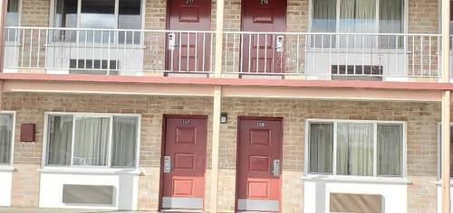 Olympic Inn and Suites
