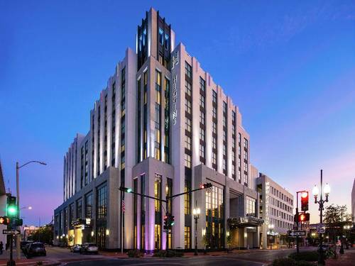 Higgins Hotel, Curio By Hilton