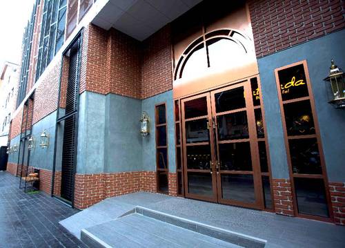 Ratchada Boutique