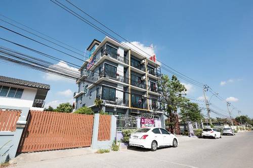 5 Chang Palace