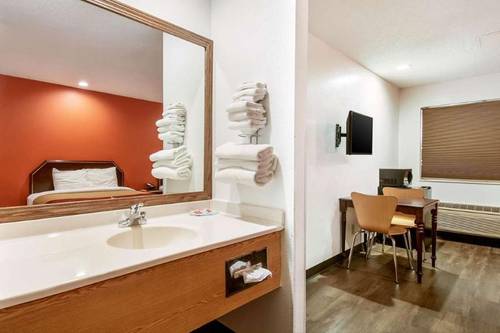 Econo Lodge Indianapolis