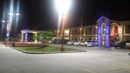 Americas Best Value Inn Suites Houston Ne