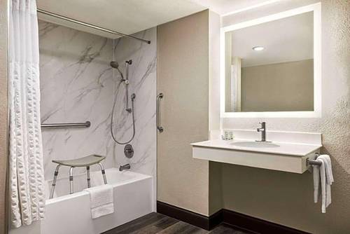 La Quinta Inn By Wyndham San Antonio I 35 N At Toe