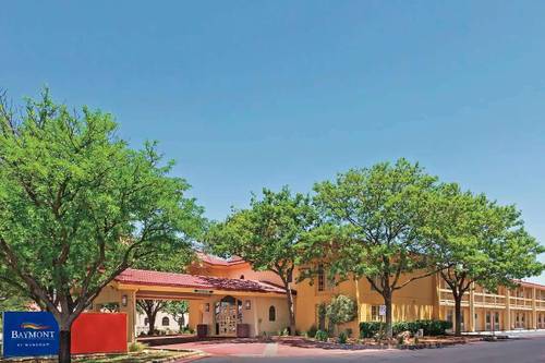 Baymont by Wyndham Lubbock Downtown Civic Center