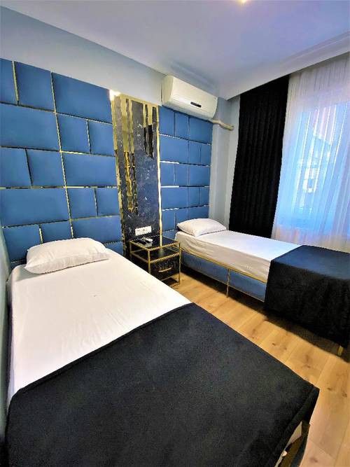 Orange Airport Hotel