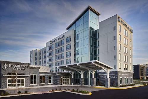 Hyatt Place Wilmington Riverfront 