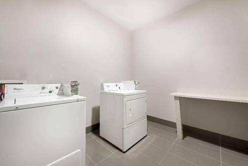 La Quinta Inn Suites By Wyndham Houston Humble Ata