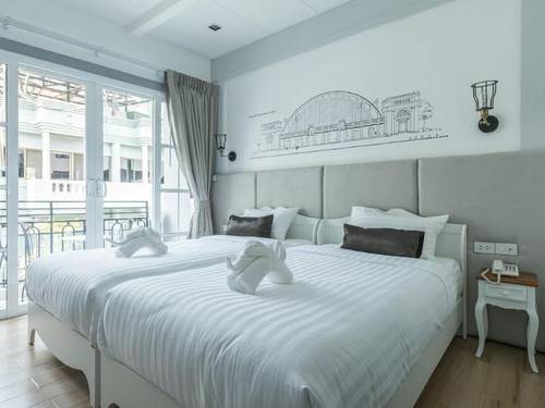 White Ivory Bed Breakfast