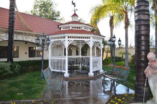 Dynasty Suites Redlands