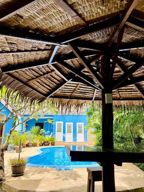 Canal Resort