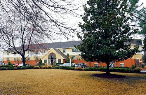 Sonesta Simply Suites Memphis