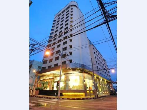 Mayflower Grande Hotel