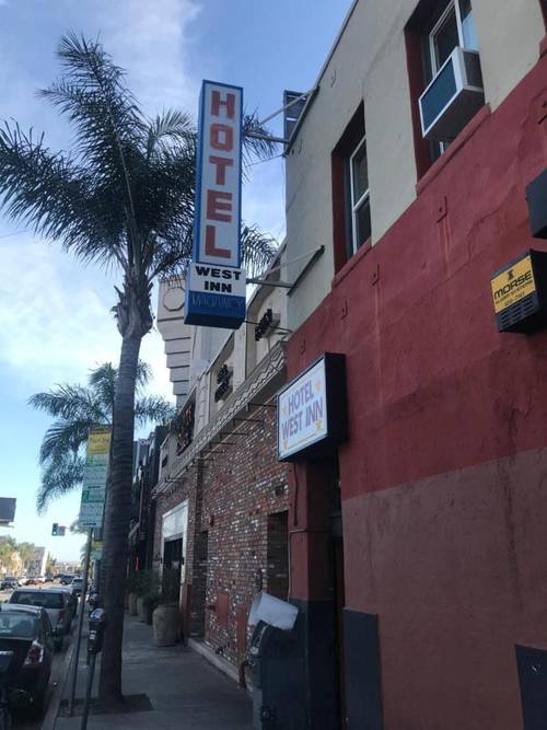 West Inn Hollywood La