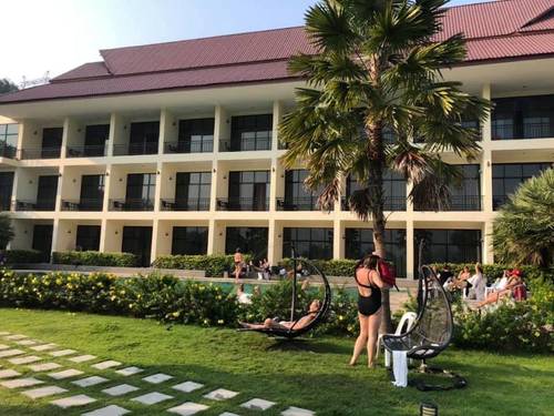 Takhun Mountain View Hotel