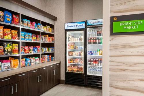 La Quinta Inn & Suites Orlando IDrive Theme Parks