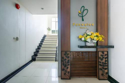 Panwalee Hotel by ZUZU