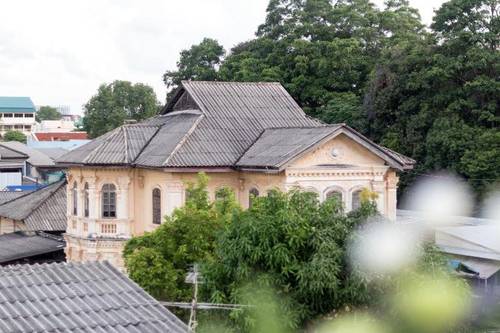Xinlor House