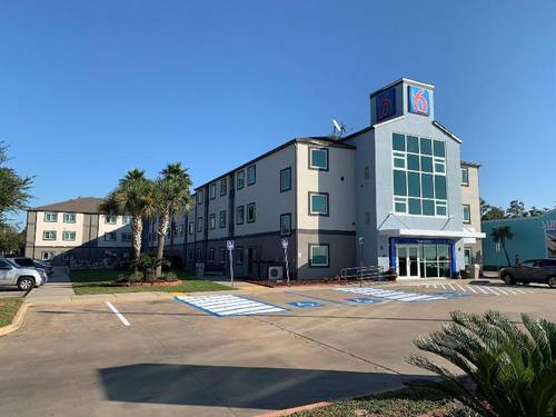 Motel 6 Biloxi Beach
