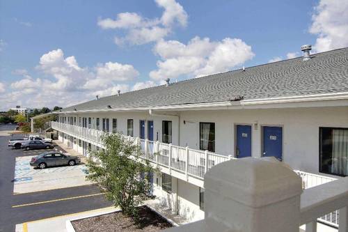 Motel 6 Cleveland Middleburg Heights
