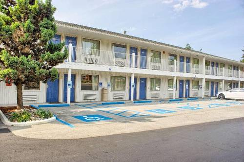 Motel 6 Seattle South