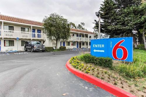Motel 6 Salinas North Monterey Area