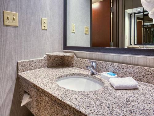 Drury Inn Suites St Louis Airport