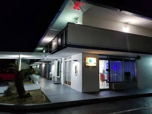 Econo Inn