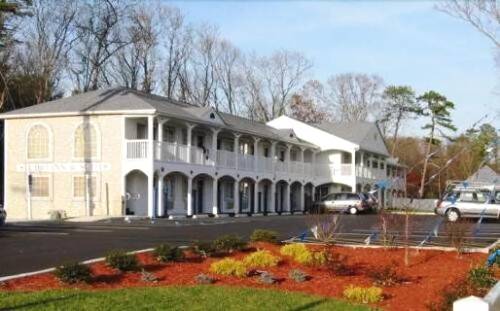 Studio Inn Suites