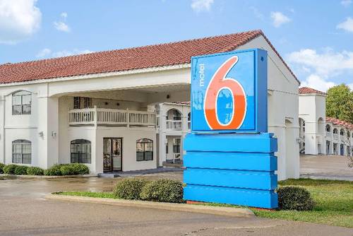 Motel 6 Canton Tx