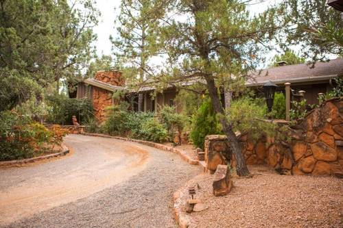 Lodge At Sedona