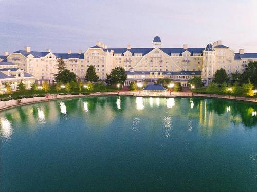 Disney's Newport Bay Club