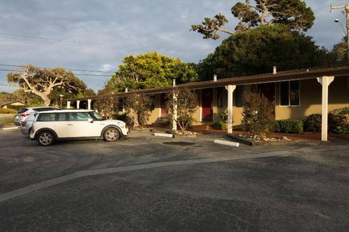 Monterey Peninsula Inn
