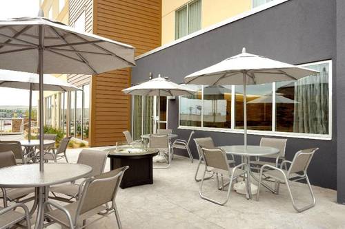 Fairfield Inn Suites By Marriott Springfield North