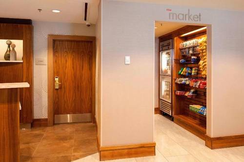 Courtyard By Marriott Ithaca Airport University