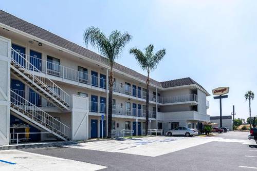 Motel 6 Anaheim Fullerton East
