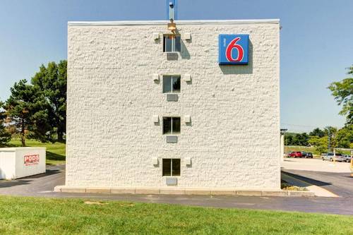 Motel 6 Portland