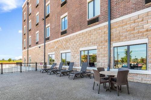 Comfort Suites Marysville Columbus - Northwest