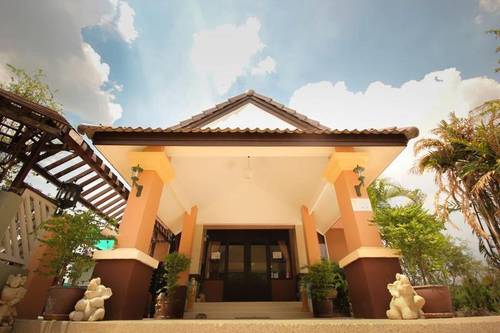 Waratee Spa Resort Villa