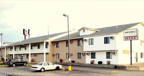 Luxury Inn & Suites