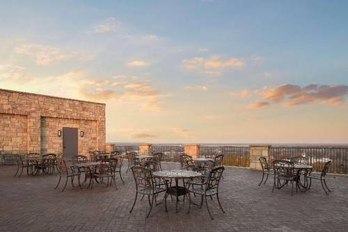 The Oread Lawrence, Tapestry Collection by Hilton