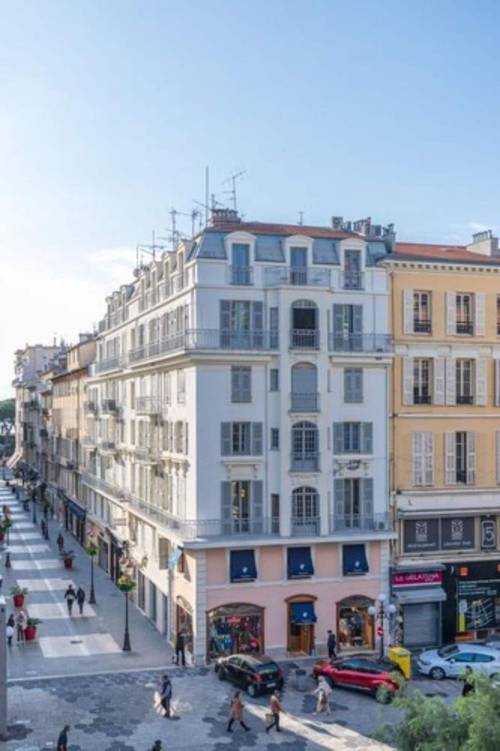 Le Dortoir Multi Storey Luxury Suites