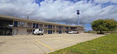 Motel 6 Slidell, LA - New Orleans