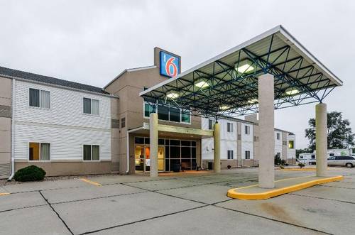 Motel 6 Kearney, NE