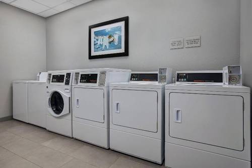 Towneplace Suites By Marriott Phoenix Glendale Spo