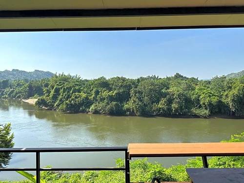 Kwainoy Riverpark & Resort