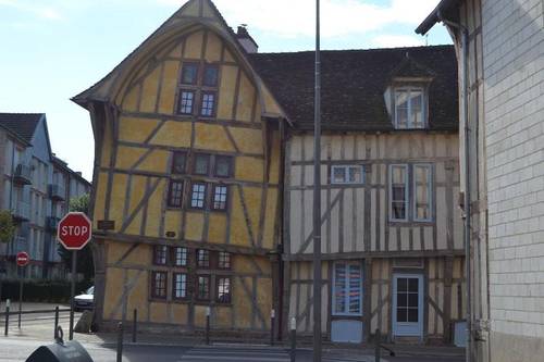 Brit Hotel Les Comtes de Champagne