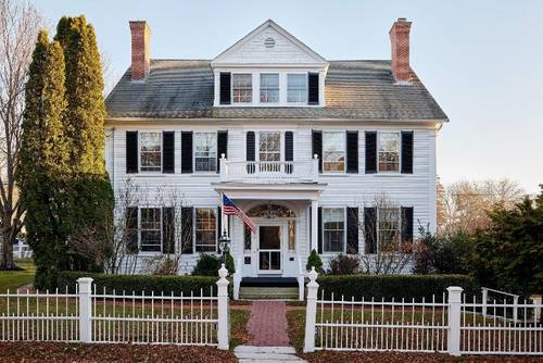 Captain Lord Mansion