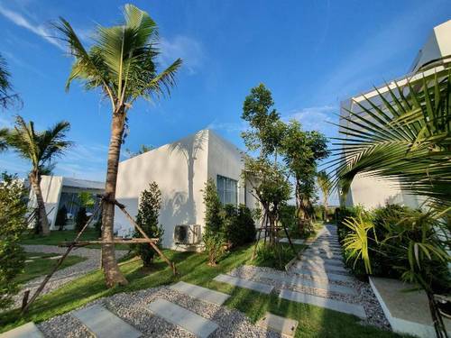 Meet Boutique Resort