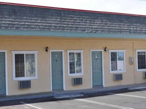 Palace Inn Oxnard